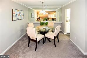 8 Russell Ave, Unit 209 in Gaithersburg, MD - Building Photo - Building Photo