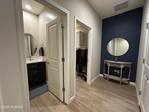 2238 W Azure Creek Loop in Oro Valley, AZ - Building Photo - Building Photo