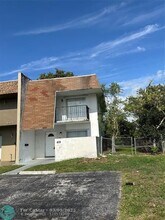 603 SW 79th Terrace in North Lauderdale, FL - Building Photo - Building Photo