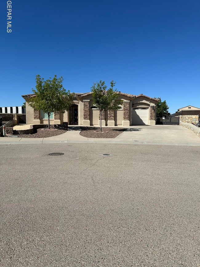 property at 3837 Tierra Campa Dr