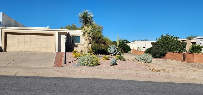 432 W San Ignacio in Green Valley, AZ - Building Photo - Building Photo