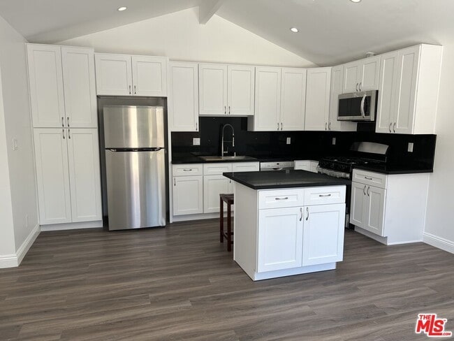 12512 Rubens Ave in Los Angeles, CA - Building Photo - Building Photo