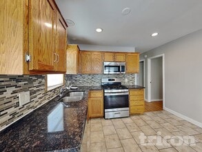 4010 Monroe St NE in Minneapolis, MN - Foto de edificio - Building Photo