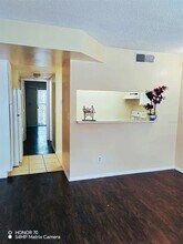 7141 E Bank Dr in Tampa, FL - Building Photo - Building Photo