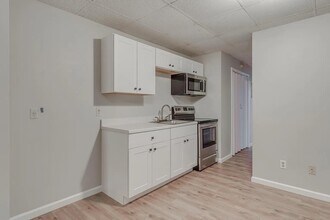 Potomac Place in Hagerstown, MD - Building Photo - Building Photo