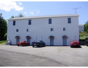 Ledge Way Apartments in Ellsworth, ME - Building Photo - Building Photo