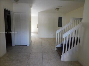 21485 SW 112th Ave in Miami, FL - Building Photo - Building Photo