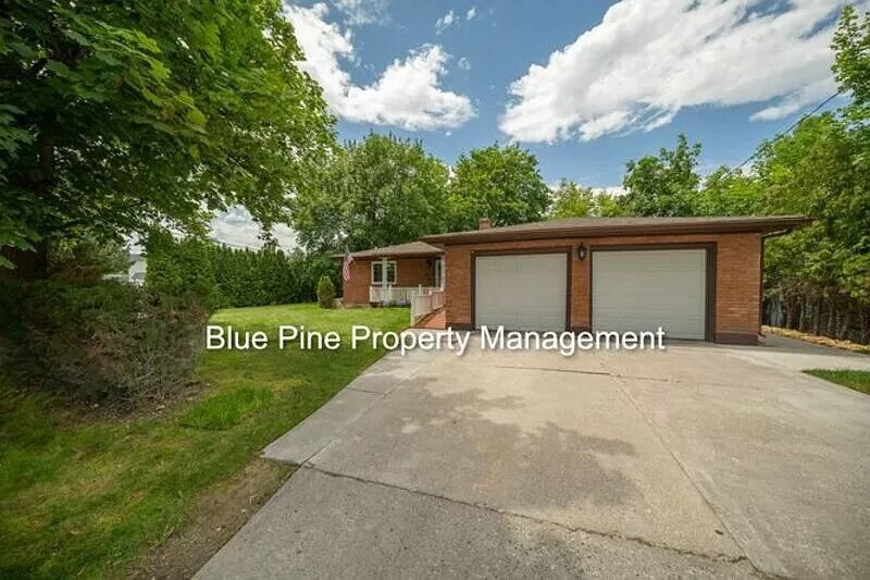 1170 Saint Clair Rd in Idaho Falls, ID - Building Photo