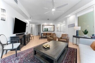 1200 Gulf Blvd in Clearwater, FL - Building Photo - Building Photo