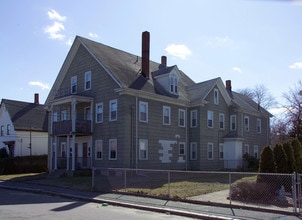 30 N Pleasant St in Taunton, MA - Foto de edificio - Building Photo