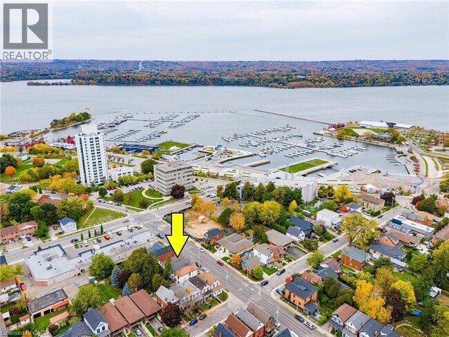 20 Burlington St E in Hamilton, ON - Building Photo - Building Photo