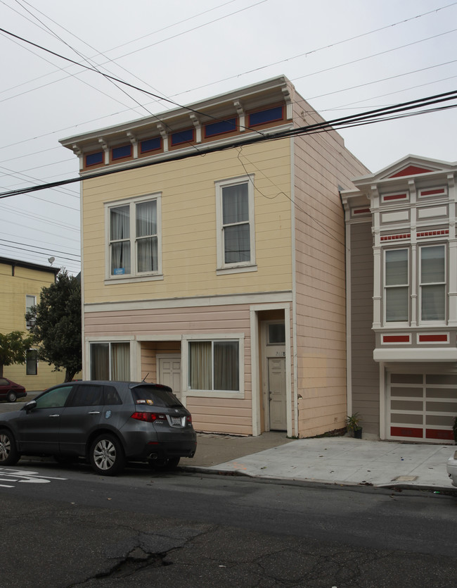 2678 21st St in San Francisco, CA - Foto de edificio - Building Photo