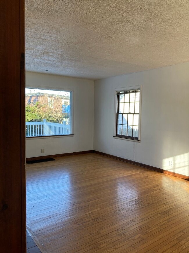 212 W Roosevelt St in Muncie, IN - Building Photo - Building Photo