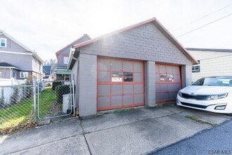 131 Plainfield Ave in Johnstown, PA - Building Photo - Building Photo