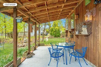 65 King Ave in Flanders, NY - Building Photo - Building Photo