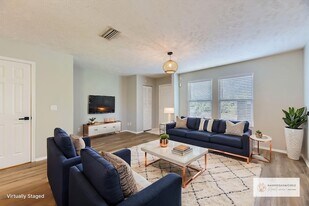 5855 Monroe Crossing in Nashville, TN - Building Photo