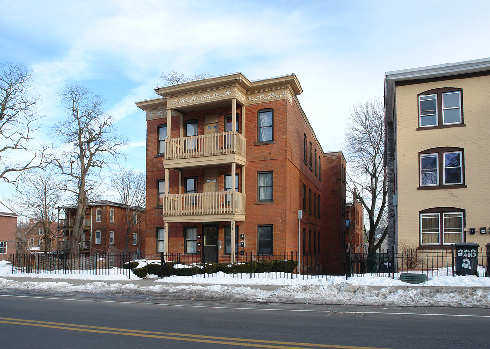 222-224 Maple Ave in Hartford, CT - Building Photo