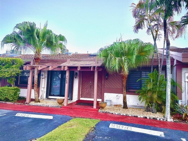 property at 2665 Parkview Dr S