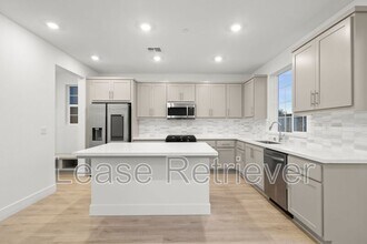 1909 Ariana Pl in Tracy, CA - Building Photo - Building Photo