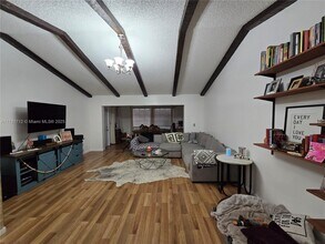 8666 SW 114th Pl in Miami, FL - Building Photo - Building Photo
