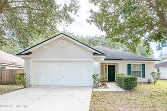 7717 Westport Bay Dr in Jacksonville, FL - Building Photo - Building Photo