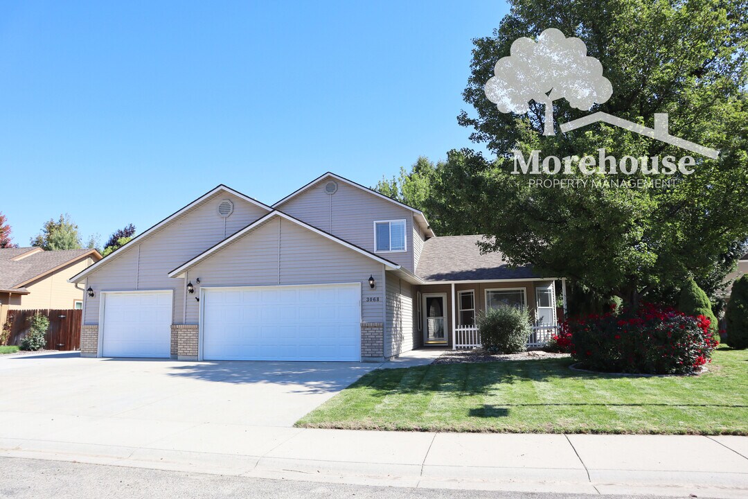 3068 S Gold Bar Ave in Meridian, ID - Building Photo