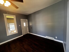 2704 Jackson Ave, Unit 2704 in Davenport, IA - Building Photo - Building Photo