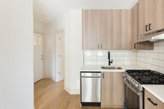 4602 N Winchester Ave, Unit 1E in Chicago, IL - Building Photo - Building Photo