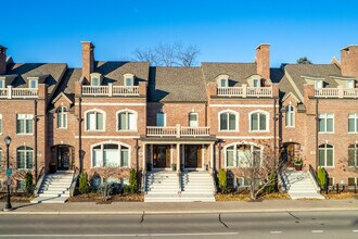 2-66 N Smith St in Palatine, IL - Building Photo - Building Photo