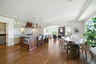 197 Winchester St in Brookline, MA - Building Photo - Building Photo
