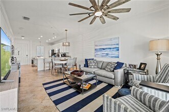 43000 Greenway Blvd, Unit 143 in Punta Gorda, FL - Foto de edificio - Building Photo