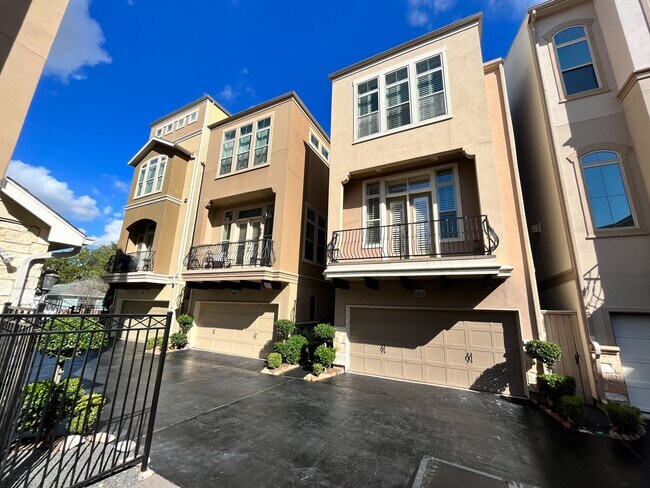 5207 Gibson St in Houston, TX - Building Photo - Building Photo