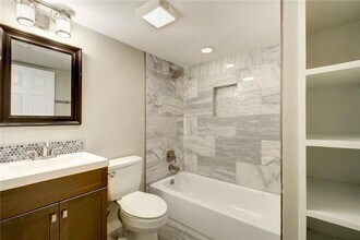 7204 Twin Crest Dr in Austin, TX - Building Photo - Building Photo