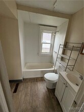 993 Smith St in Buffalo, NY - Building Photo - Building Photo