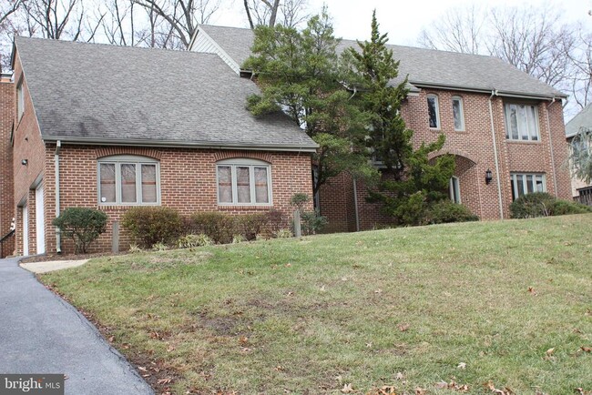 property at 10208 Sorrel Ave