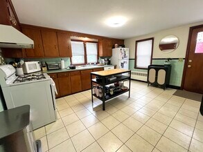 179 Faneuil St in Boston, MA - Building Photo - Building Photo