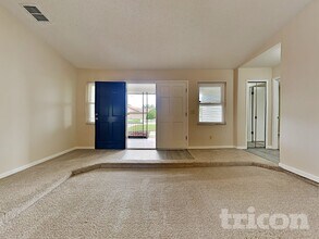 7548 Allspice Cir S in Jacksonville, FL - Building Photo - Building Photo