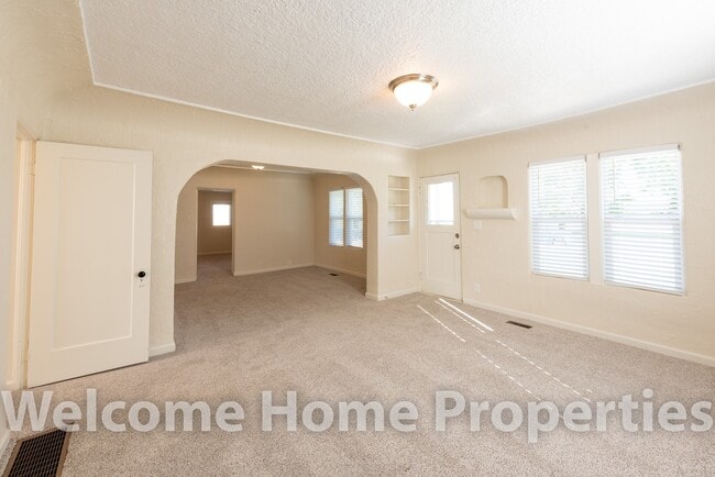 property at 309 SW 6th St