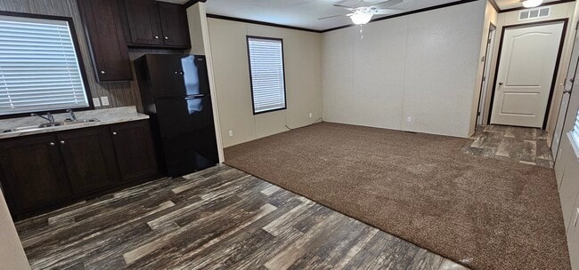 35 Birch Ct in Belleville, MI - Building Photo - Building Photo