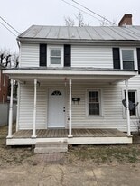 113 E Addition St in Martinsburg, WV - Building Photo