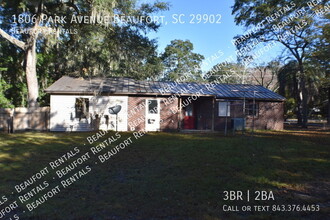 1806 Park Ave in Beaufort, SC - Building Photo - Building Photo