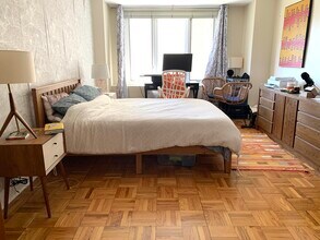 2475 Virginia Ave NW, Unit 617 in Washington, DC - Foto de edificio - Building Photo