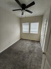 5004 E Side Ave, Unit 101 in Dallas, TX - Building Photo - Building Photo