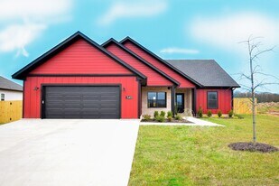 340 N Otoe St in Farmington, AR - Building Photo