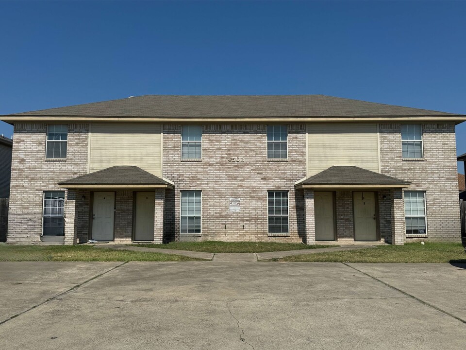 4300 Alan Kent Dr in Killeen, TX - Building Photo