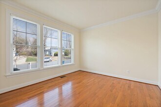 9313 Talisman Dr in Vienna, VA - Building Photo - Building Photo