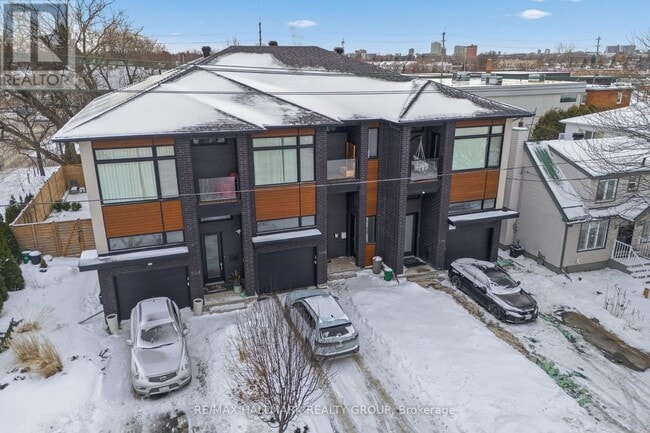 property at 506 Mutual St