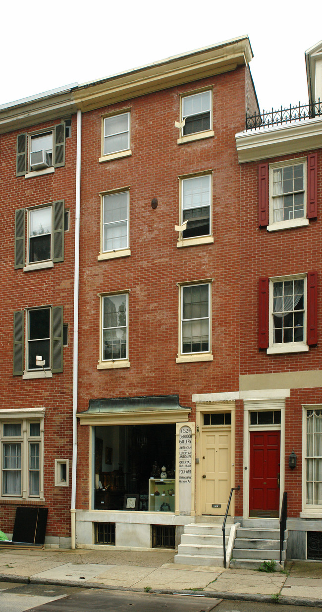 1624 Pine St in Philadelphia, PA - Building Photo - Building Photo