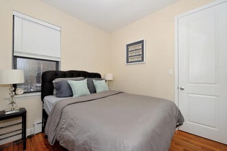 237 Sullivan St, Unit SI ID1323984P in New York, NY - Foto de edificio - Building Photo