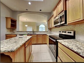 7917 Desert Rose Ct in Arlington, TX - Building Photo - Building Photo